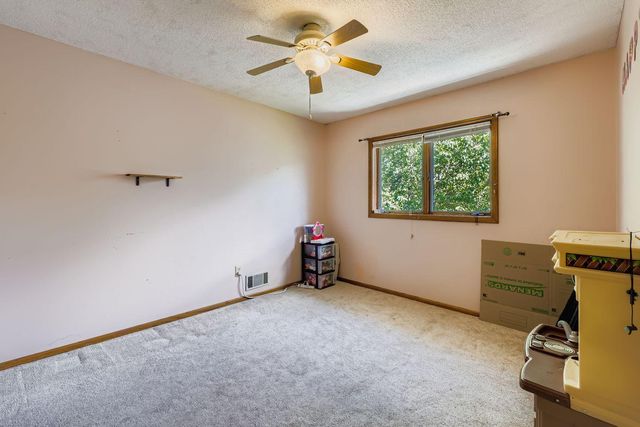 694 Smith Avenue S, Saint Paul, MN 55107