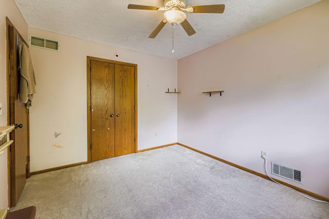 694 Smith Avenue S, Saint Paul, MN 55107