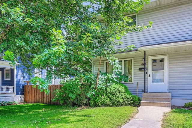 694 Smith Avenue S, Saint Paul, MN 55107