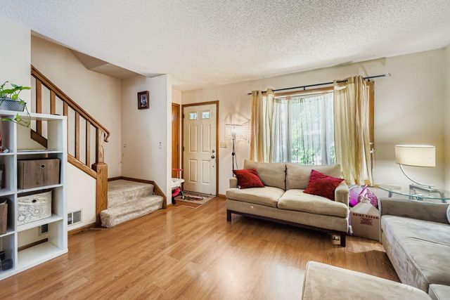 694 Smith Avenue S, Saint Paul, MN 55107