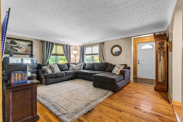 345 Amelia Olive Branch Road, Batavia Twp, OH 45102