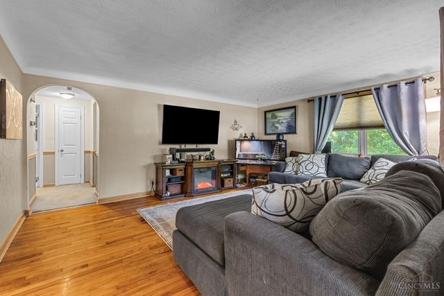 345 Amelia Olive Branch Road, Batavia Twp, OH 45102