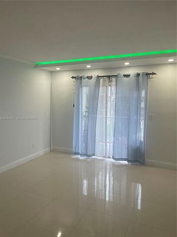 7505 SW 82nd St 212, Miami, FL 33143