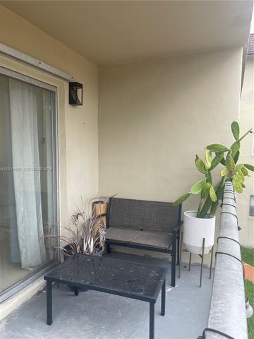 7505 SW 82nd St 212, Miami, FL 33143