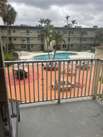 7505 SW 82nd St 212, Miami, FL 33143