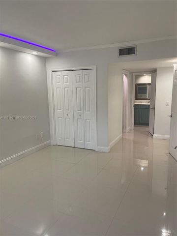 7505 SW 82nd St 212, Miami, FL 33143
