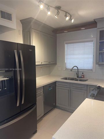 7505 SW 82nd St 212, Miami, FL 33143