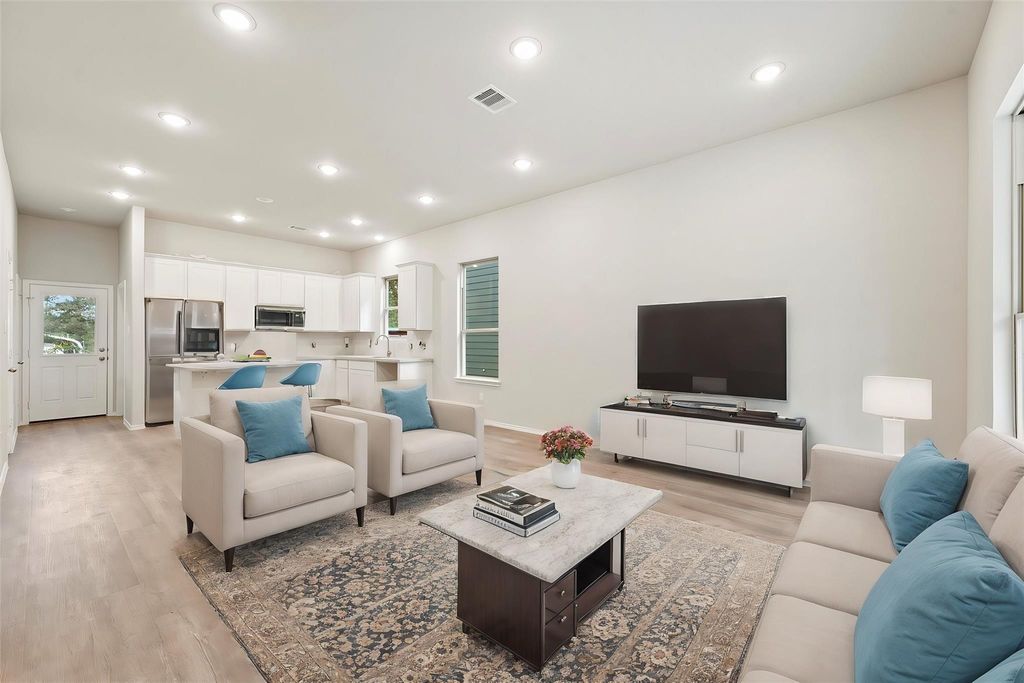 9996 Elder Street, Montgomery, TX 77318