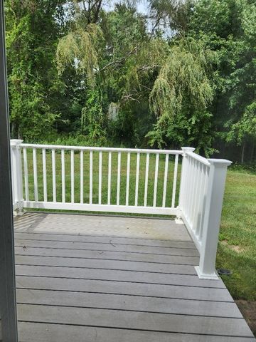 491 Mammoth Rd 9, Londonderry, NH 03053