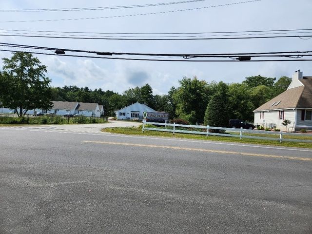 491 Mammoth Rd 9, Londonderry, NH 03053