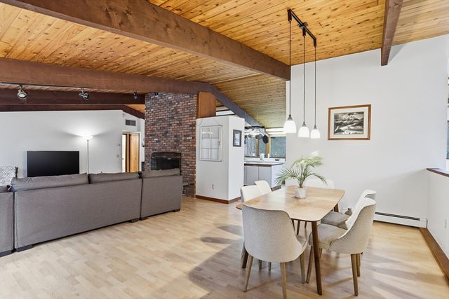 384 River Road, Carlisle, MA 01741
