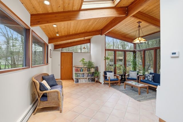 384 River Road, Carlisle, MA 01741