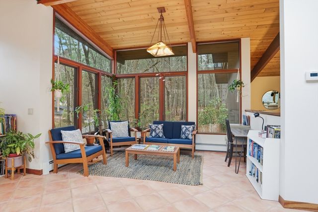 384 River Road, Carlisle, MA 01741