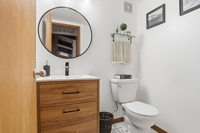 384 River Road, Carlisle, MA 01741