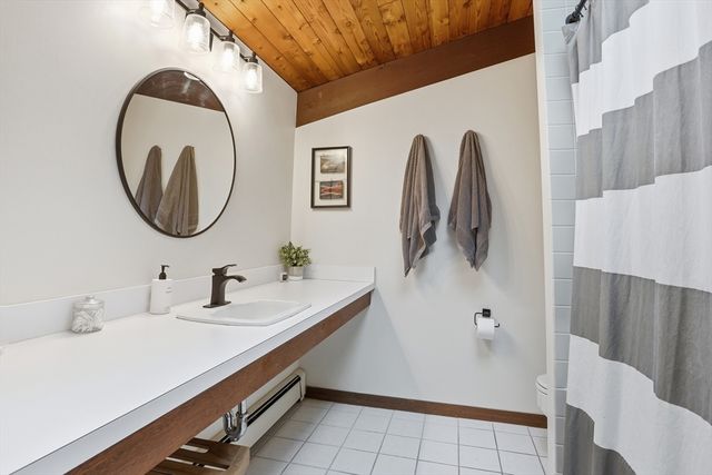 384 River Road, Carlisle, MA 01741