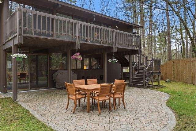 384 River Road, Carlisle, MA 01741