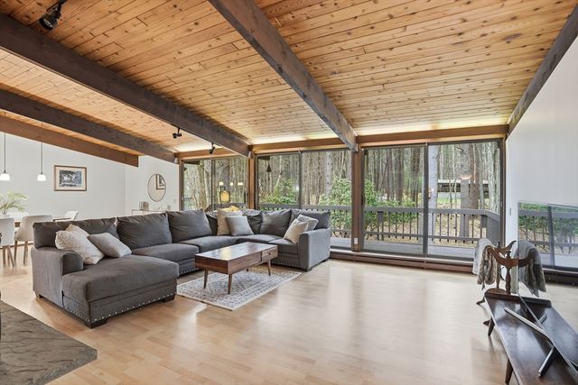 384 River Road, Carlisle, MA 01741