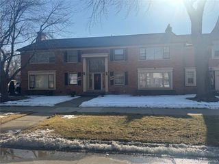 19648 Fleetwood Drive, Harper Woods, MI 48225