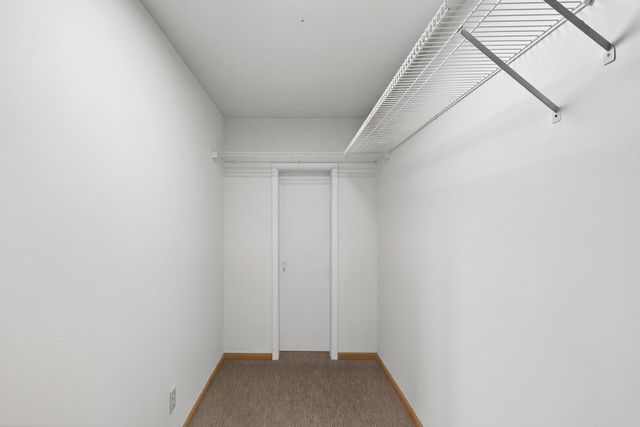 7716 7th Street N, Oakdale, MN 55128