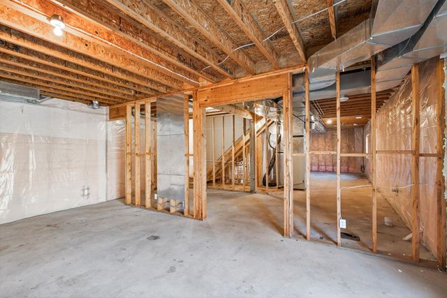 7716 7th Street N, Oakdale, MN 55128