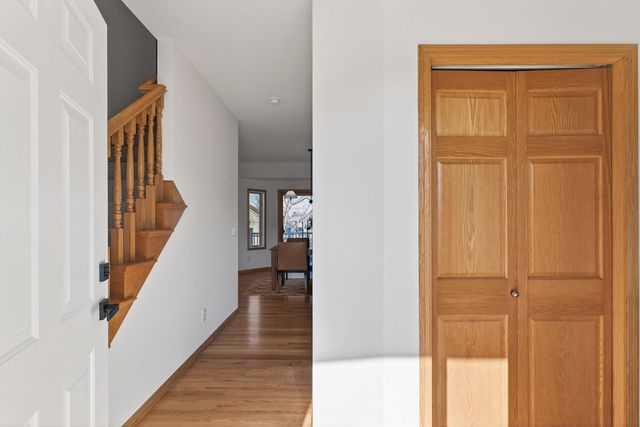 7716 7th Street N, Oakdale, MN 55128