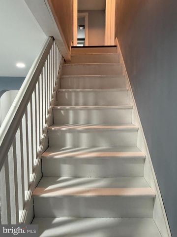 514 HIGHLAND AVE, Burnham, PA 17009