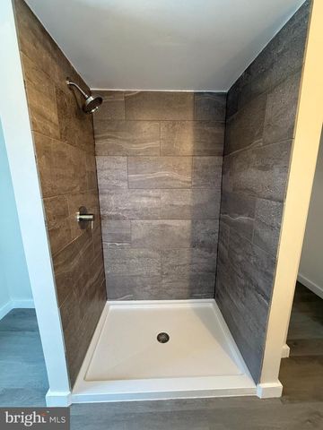 514 HIGHLAND AVE, Burnham, PA 17009