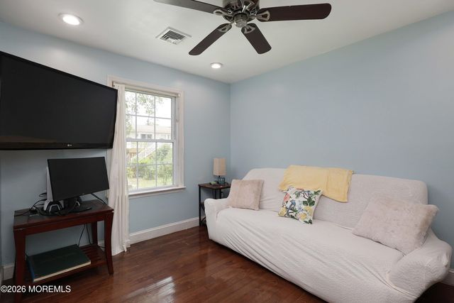 313 Oleary Avenue, Bayville, NJ 08721