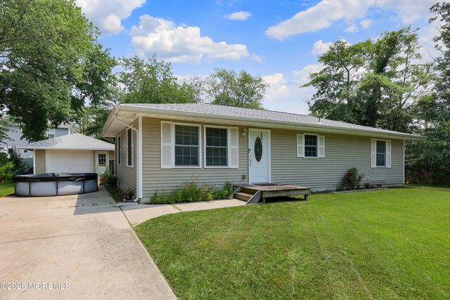 313 Oleary Avenue, Bayville, NJ 08721