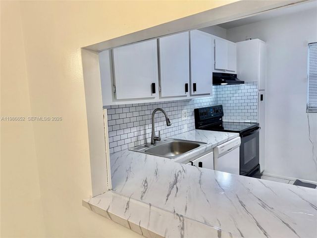 8321 Sands Point Blvd D204, Tamarac, FL 33321