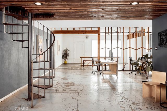 2075 S Atlantic, Commerce, CA 90040