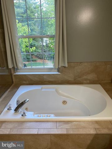 21733 TOTTENHAM HALE CT, Sterling, VA 20166
