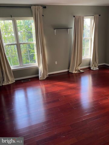 21733 TOTTENHAM HALE CT, Sterling, VA 20166