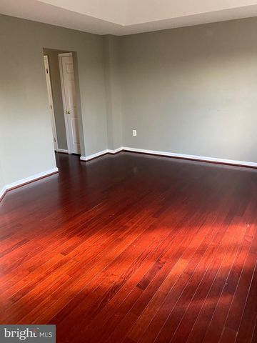 21733 TOTTENHAM HALE CT, Sterling, VA 20166