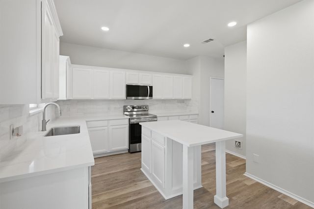 7104 Starwood Drive, Fort Worth, TX 76137