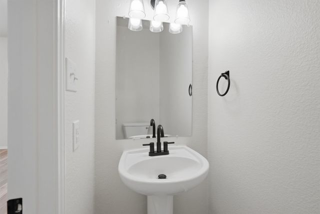 7104 Starwood Drive, Fort Worth, TX 76137