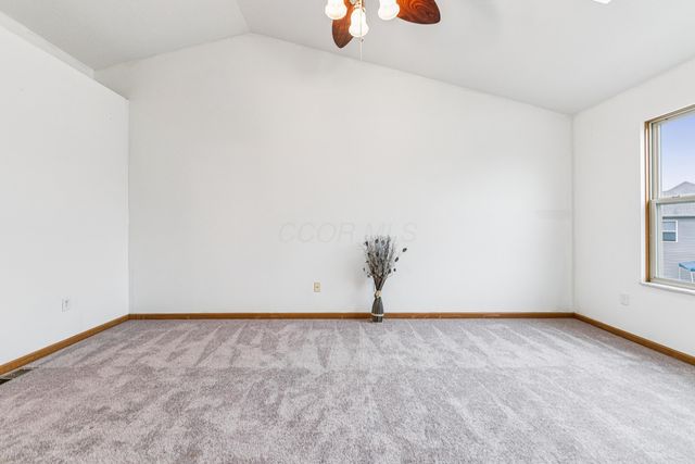 4784 Nieles Edge Drive, Columbus, OH 43232