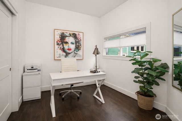 2009 E John Street, Seattle, WA 98112