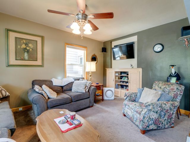 1103 W 27th Ave, Spokane, WA 99203