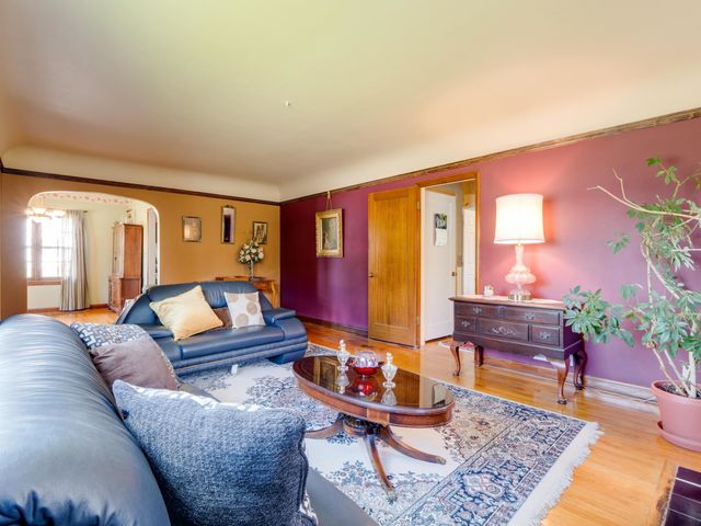 1103 W 27th Ave, Spokane, WA 99203