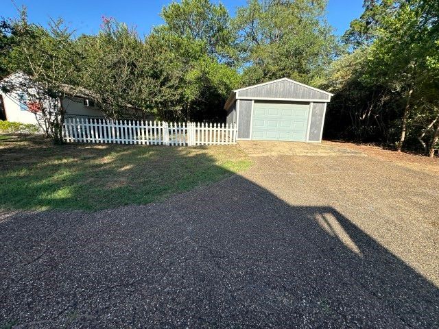 315 Highlander Heights, Hideaway, TX 75771