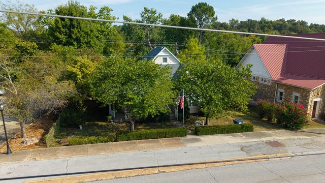 435 Main Street, Mammoth Spring, AR 72554