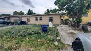 2980 NW 91st St 1, Miami, FL 33147