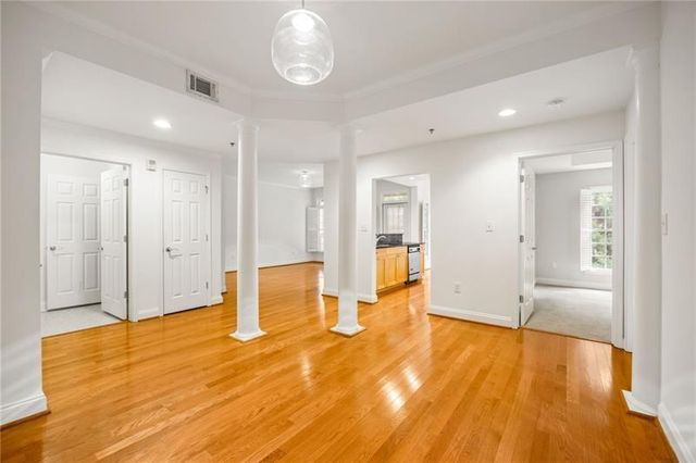 50 Biscayne NW Drive 2111, Atlanta, GA 30309