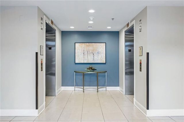 50 Biscayne NW Drive 2111, Atlanta, GA 30309