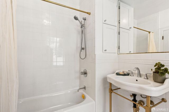 747 Leavenworth Street 1, San Francisco, CA 94109