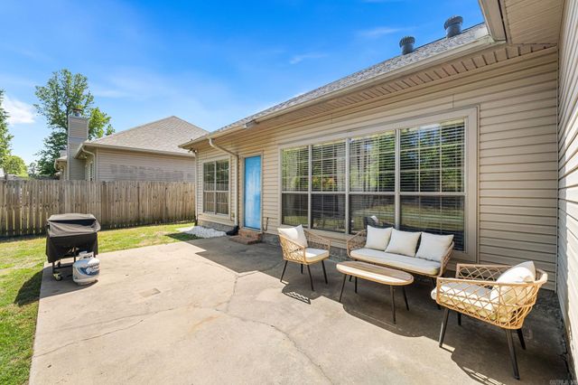 11 Westfield Loop, Little Rock, AR 72210