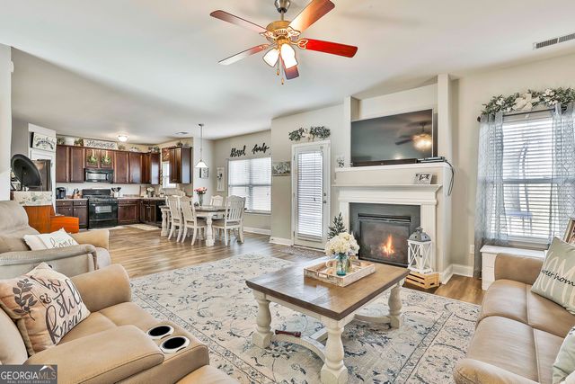 52 FOX RIDGE Drive, Newnan, GA 30265