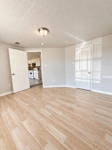 8121 Masterson Street 1, Houston, TX 77029