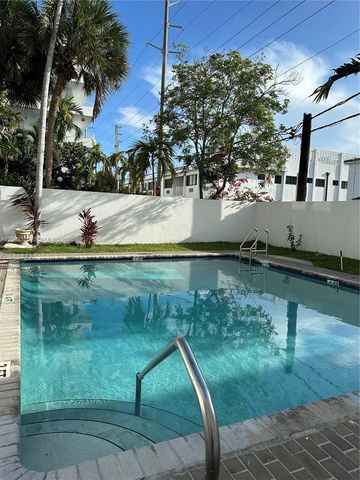 7832 Collins Avenue 406, Miami Beach, FL 33141
